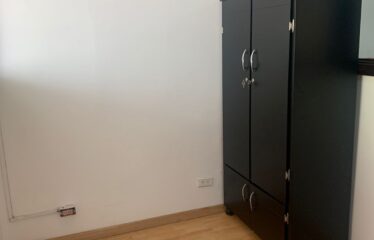 ALQUILO CASA EN LA AVENIDA SANTANDER DE 3 HABITACIONES.