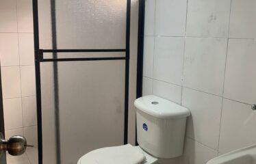 ALQUILO CASA EN LA AVENIDA SANTANDER DE 3 HABITACIONES.